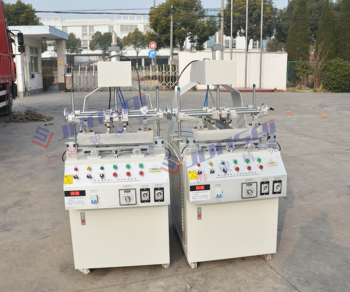 全自動(dòng)三邊折邊機(jī)5.jpg