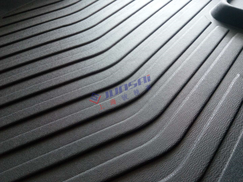 汽車腳墊吸塑機(jī)